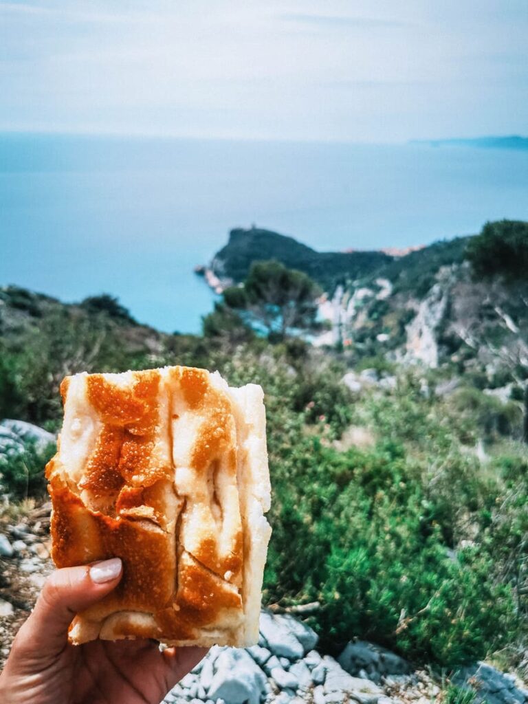 grotta dei falsari